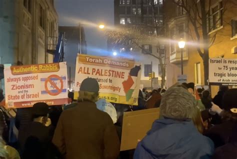 Politicians condemn protest at Jewish-owned business as police monitor demonstrations
